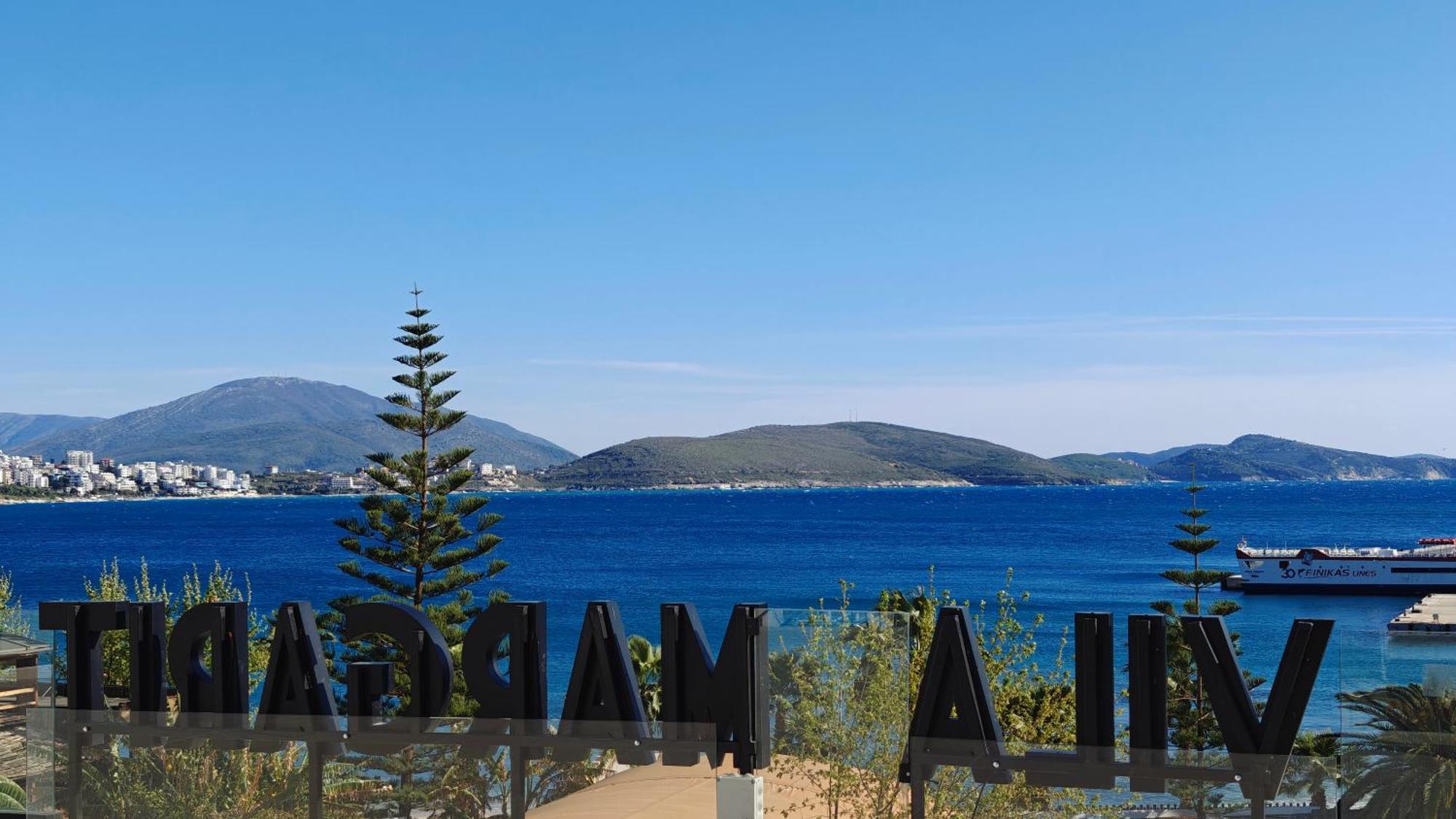 Villa Margarit Boutique Hotel Саранде Екстериор снимка